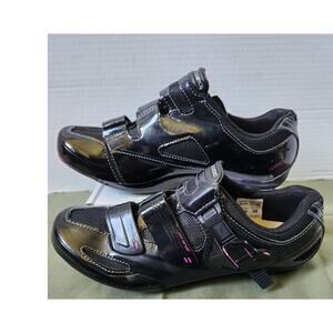 Shimano Women's Cycling Shoes 41 SPD Cleats Ratchet Buckle Road Spin Bike